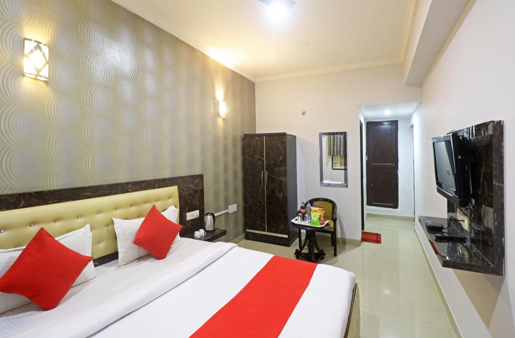 Hotel Samara Near Igi Airport Delhi New Delhi Exterior photo